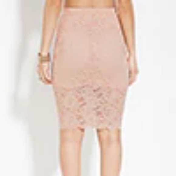 ***SOLD*** Pink Lace Pencil Skirt - Picture 2 of 8